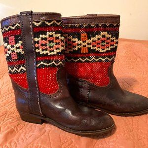 One of a kind vintage boots